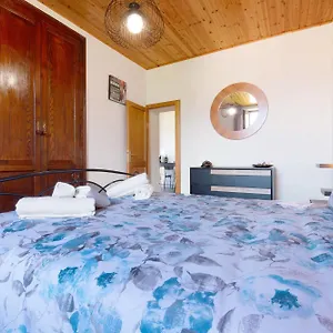 https://castagno-2.it-lombardy.com