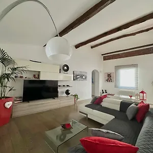 https://ca-del-grillo.hotelitalianriviera.com